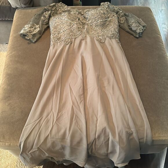 Women’s Grey TeaLength Chiffon Dress Corset Mother of the Bride Size 14 NEW - Picture 14 of 15